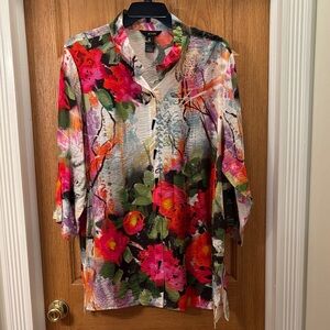 Ali Miles Vibrant Floral Button Down Shirt
